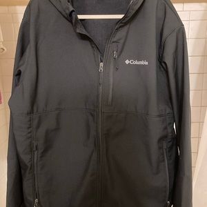 Columbia XXL jacket with hood never worn